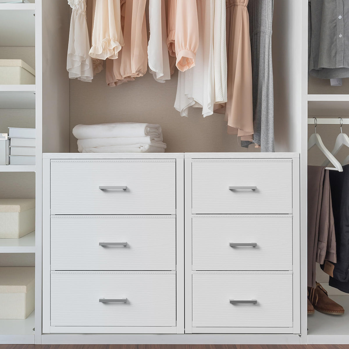 White 3 Drawer Dresser J4729
